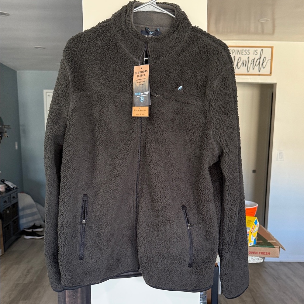 NWT! Tailor Vintage Men’s Fleece Jacket. Full Zip.